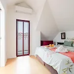 Decor - Clerigos By Host Wise Apartman