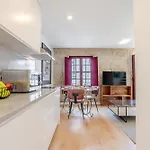 Apartman Decor - Clerigos By Host Wise