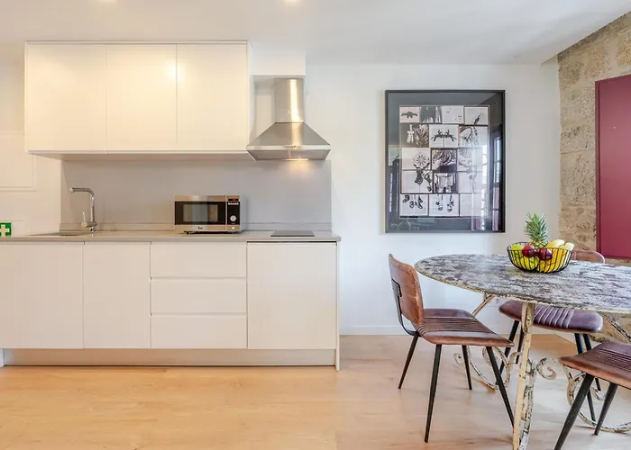 Appartement Decor - Clerigos By Host Wise *