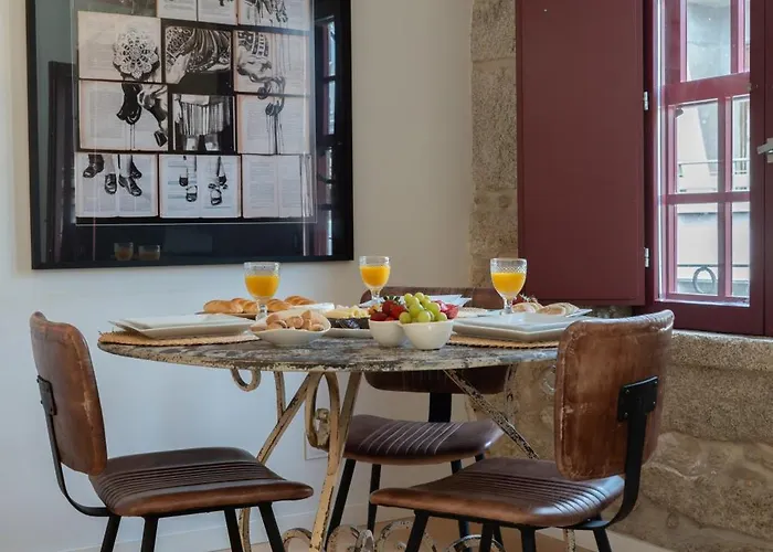 Decor - Clerigos By Host Wise Appartement *