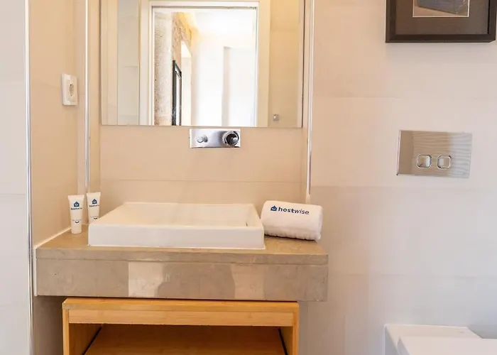 Appartement Decor - Clerigos By Host Wise *