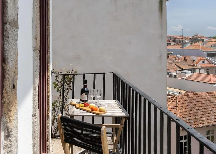 Decor - Clerigos By Host Wise Appartement *