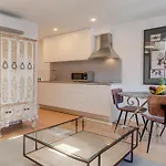 Decor - Clerigos By Host Wise *