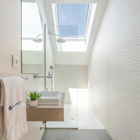 Decor - Clerigos By Host Wise Porto