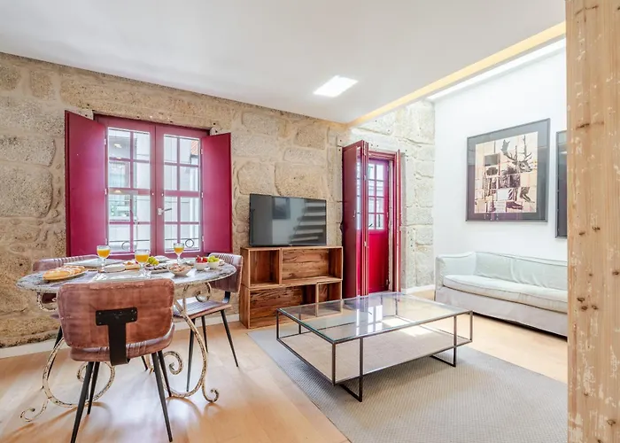 Decor - Clerigos By Host Wise Apartman Porto