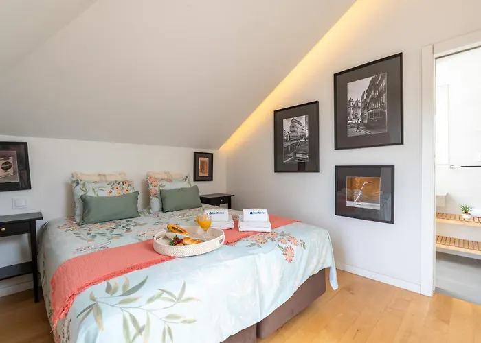 Decor - Clerigos By Host Wise Apartman Porto