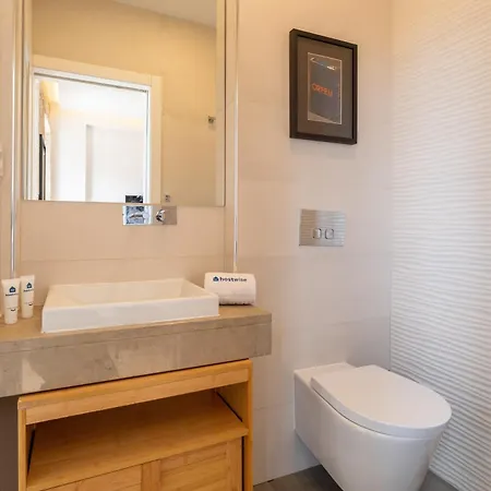 Decor - Clerigos By Host Wise * Oporto