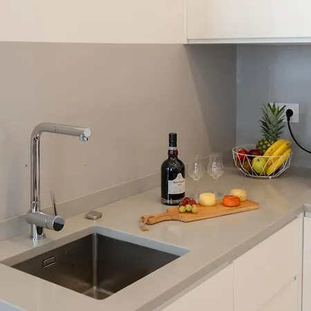 Decor - Clerigos By Host Wise Oporto