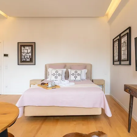 Decor - Clerigos By Host Wise Appartement *