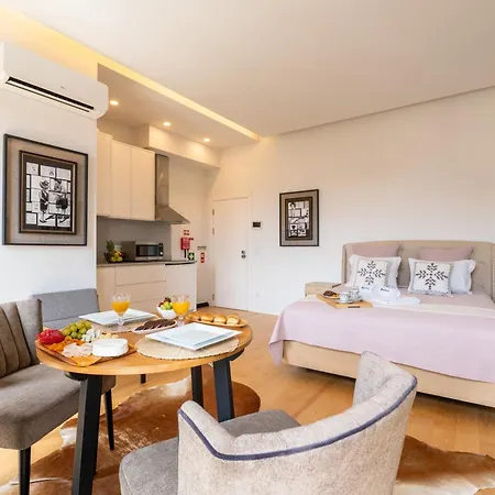 Decor - Clerigos By Host Wise Oporto