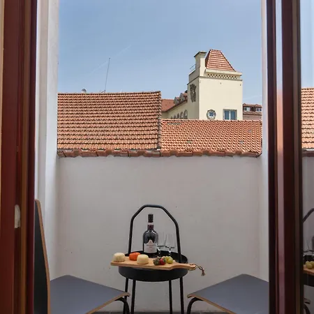 Decor - Clerigos By Host Wise Appartement