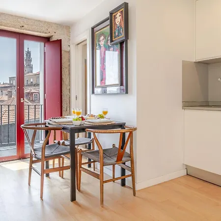 Decor - Clerigos By Host Wise Apartamento Oporto