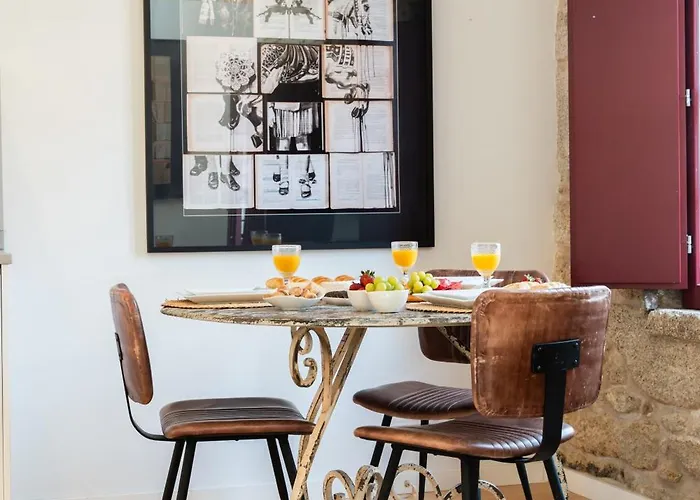 Apartment Decor - Clerigos By Host Wise Porto