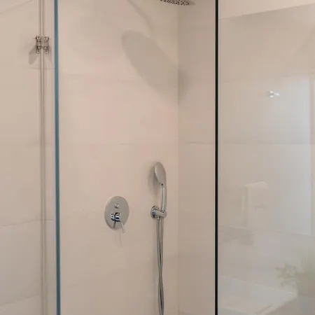 Appartamento Decor - Clerigos By Host Wise Oporto